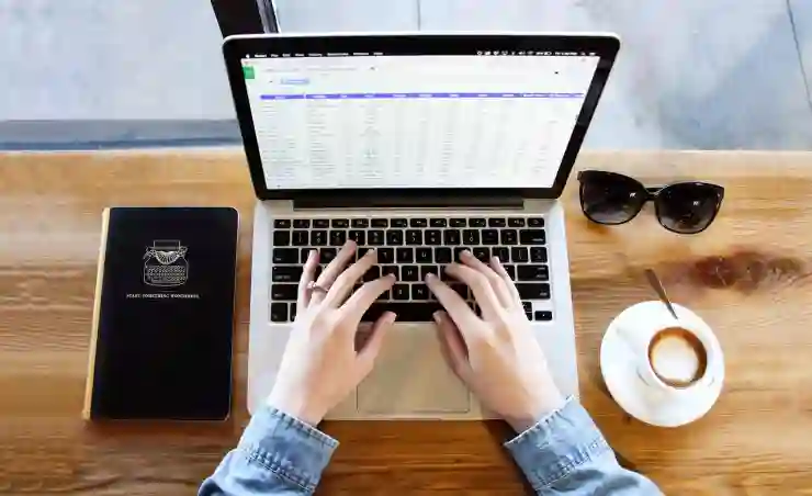 애플 맥북 트랙패드 우클릭 스크롤 방향 설정 가이드